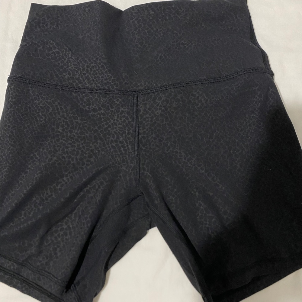 Lululemon align short